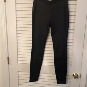 Eileen Fisher Black Jeggings with Slim Fit and High Waist